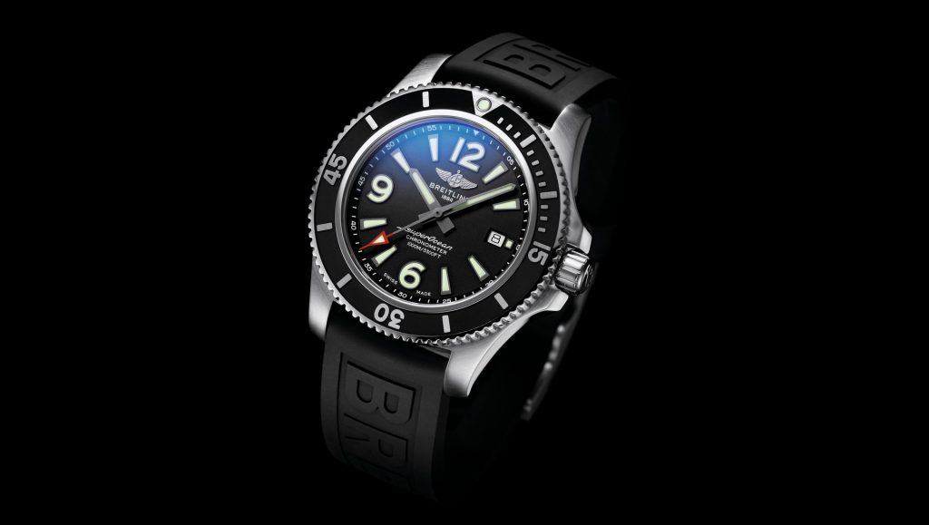 The new Breitling Superocean copy watch is good choice for men.